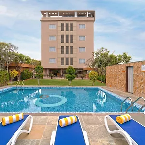 Hotel Zone Connect By The Park,udaipur